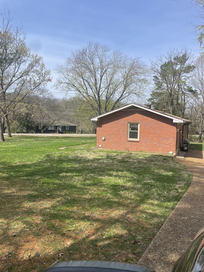 701 Shawnee Dr, Nashville, TN 37205