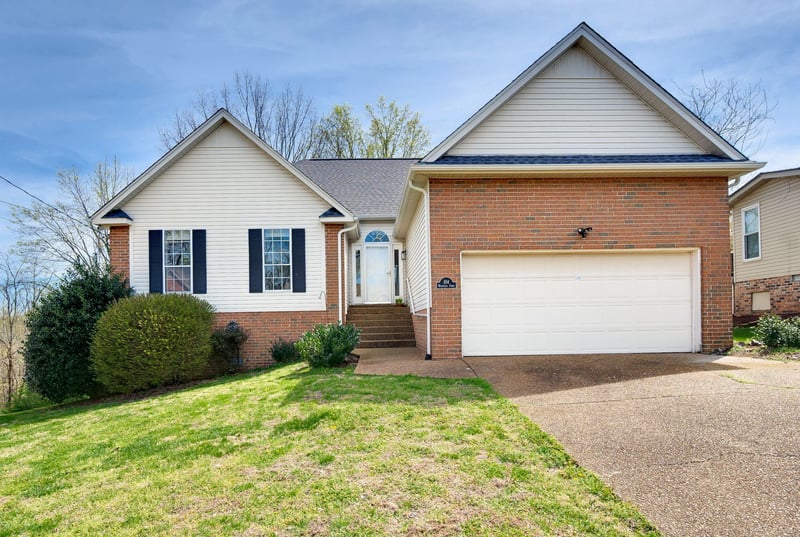 104 Woodfield Ct, Nashville, TN 37211