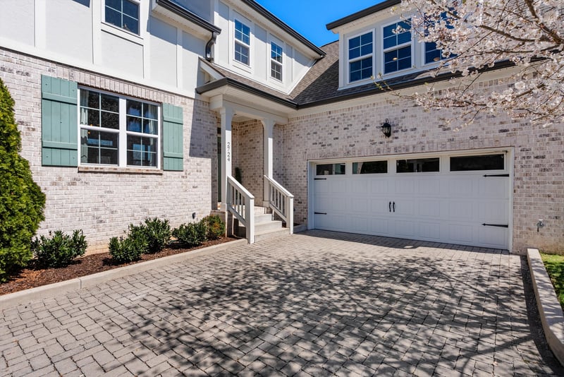 2724 Lakeland Dr, Nashville, TN 37214