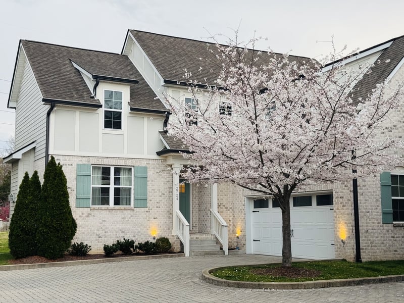 2724 Lakeland Dr, Nashville, TN 37214