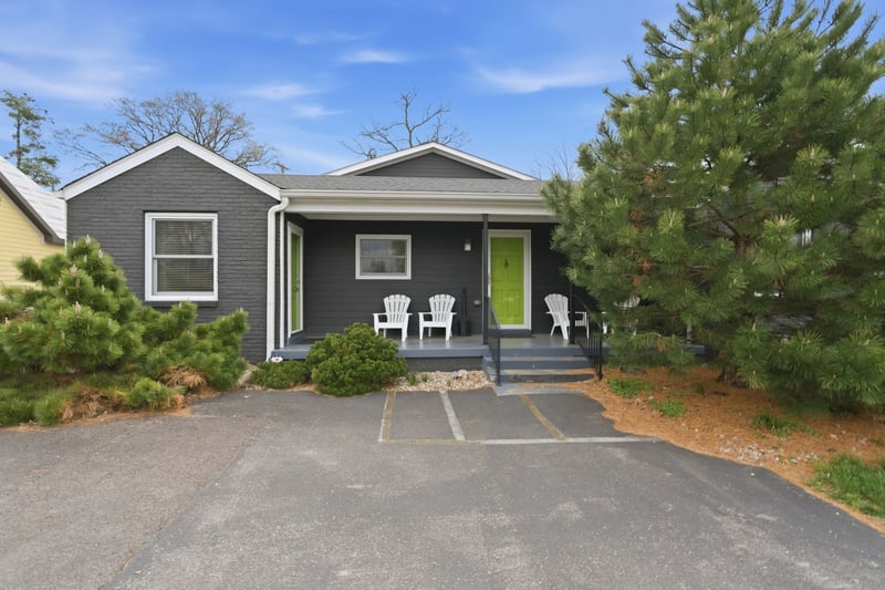 502 E Iris Dr, Nashville, TN 37204