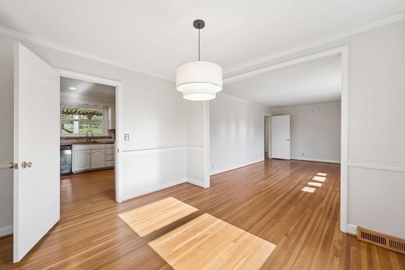 712 Clematis Dr, Nashville, TN 37205