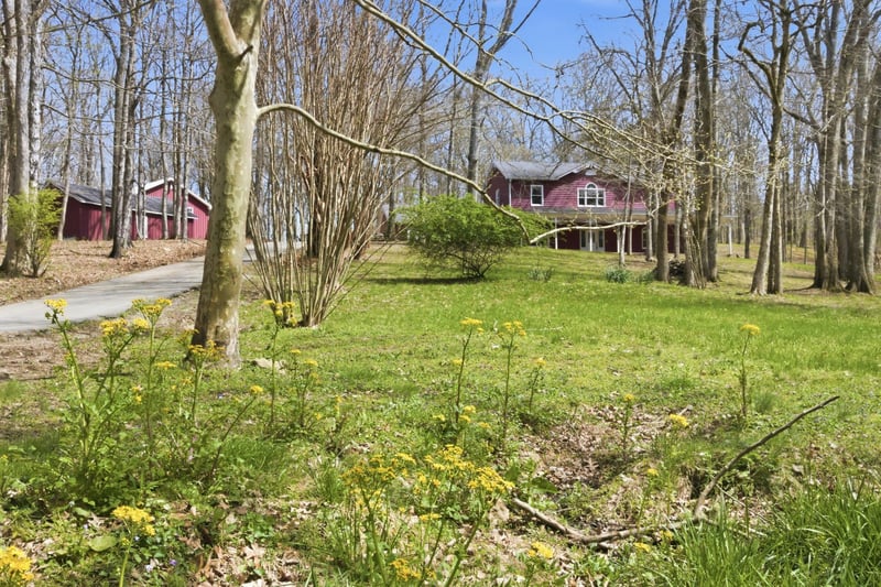 867 Mount Olivet Rd, Columbia, TN 38401