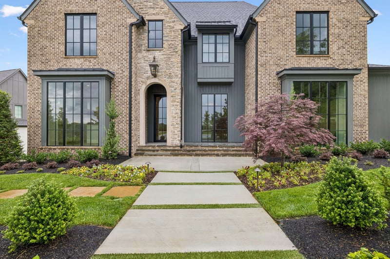 8087 Mountaintop Dr, College Grove, TN 37046