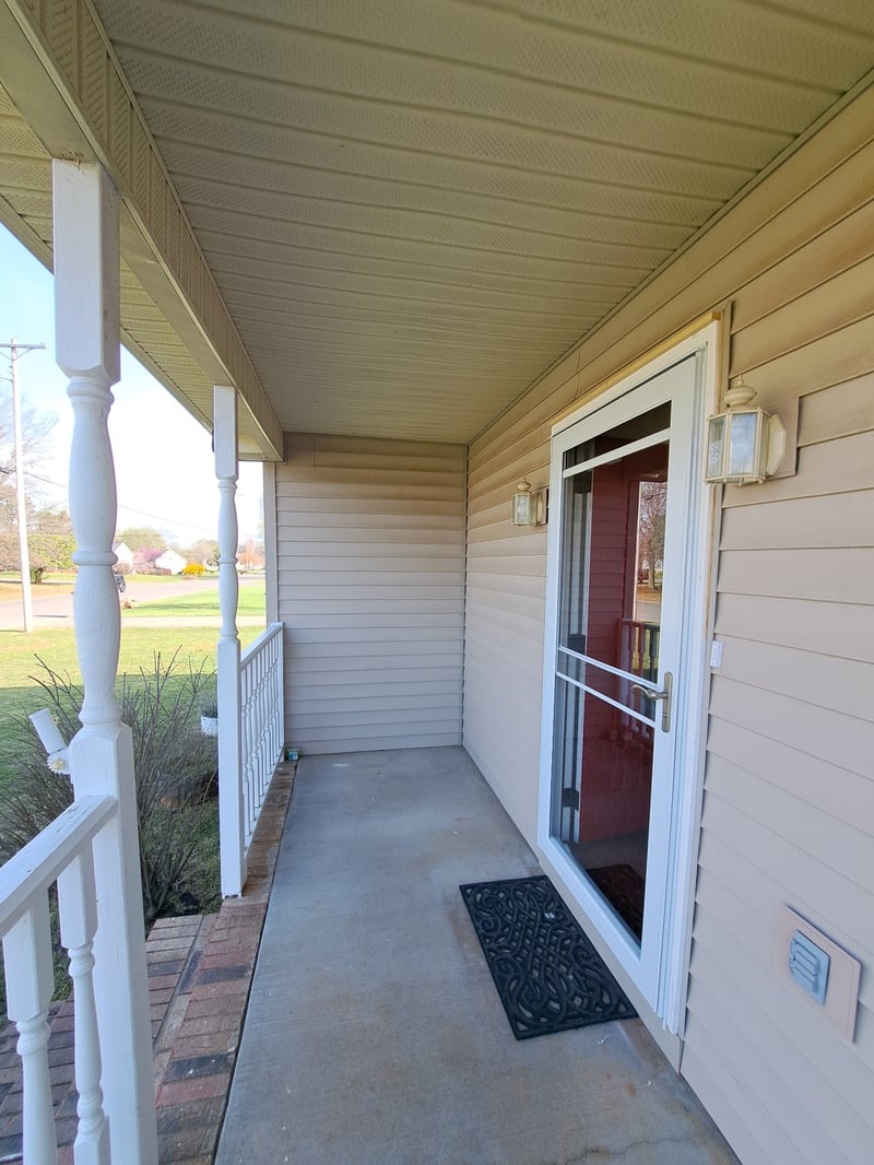 2615 Riverstone Dr, Murfreesboro, TN 37128