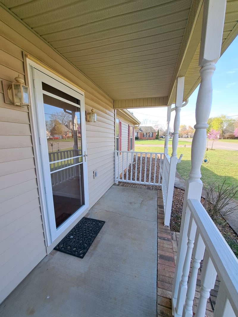 2615 Riverstone Dr, Murfreesboro, TN 37128