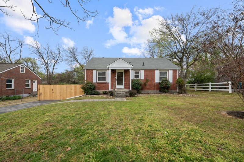 204 Blanchard Pl, Nashville, TN 37214