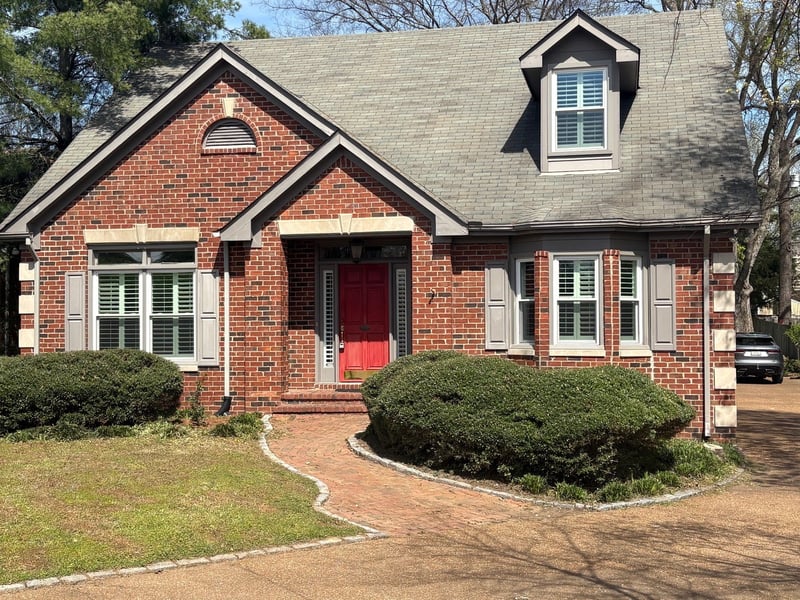 230 Harding Pl, Nashville, TN 37205