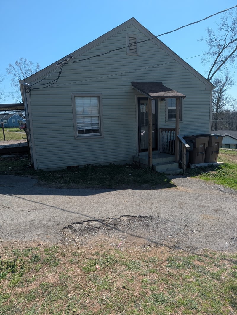 2232 Maplecrest Dr, Nashville, TN 37214