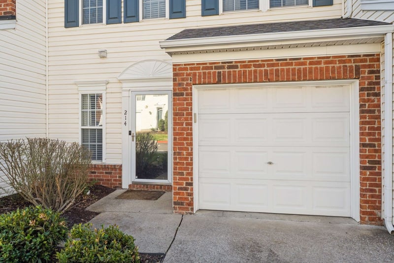 7277 Charlotte Pike #214, Nashville, TN 37209