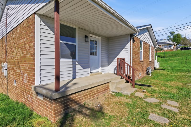 1302 Bellshire Terrace Dr, Nashville, TN 37207