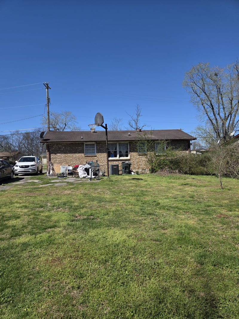 160 Haynes Park Dr, Nashville, TN 37218