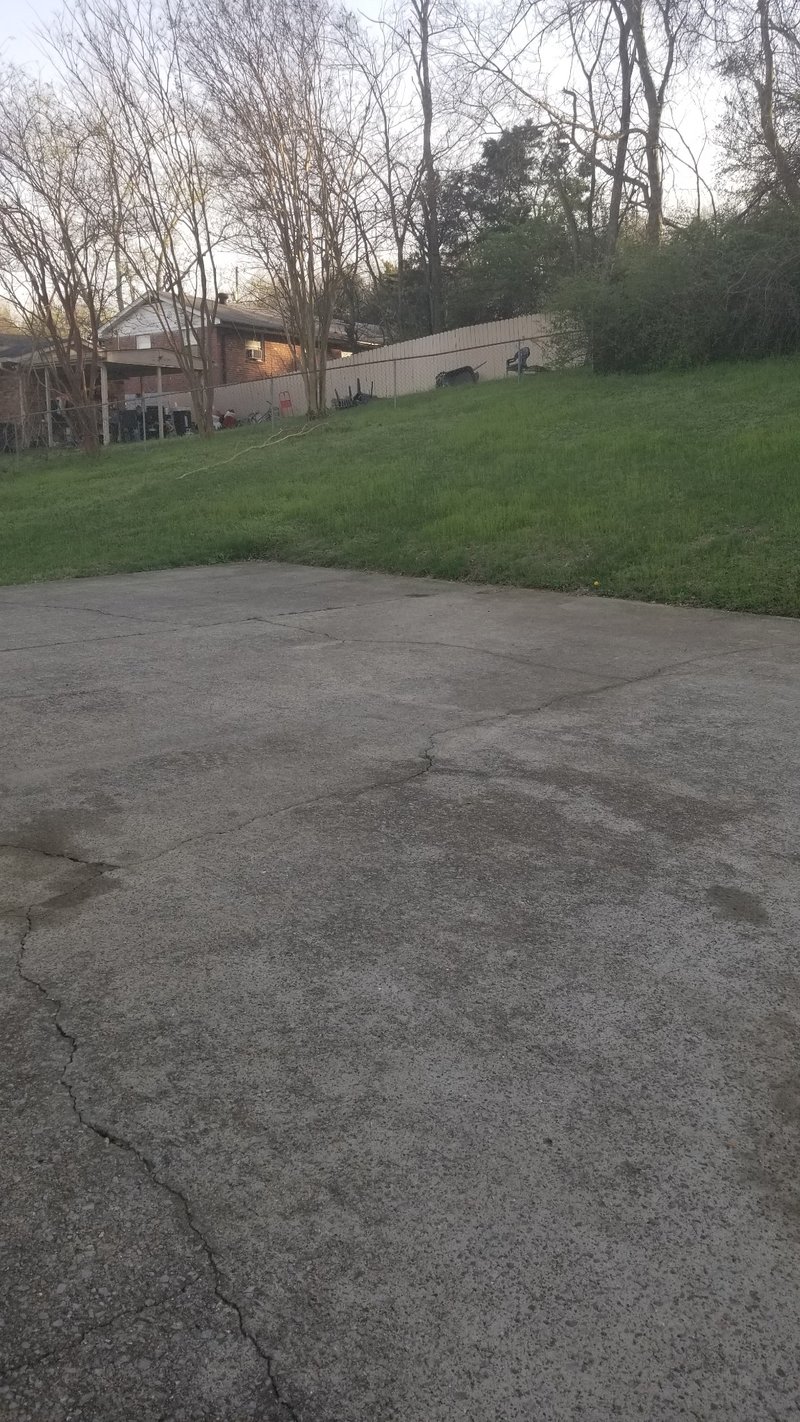 2714 Combs Dr, Nashville, TN 37207