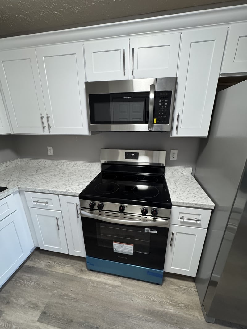 3216 Woodstock Dr, Nashville, TN 37207