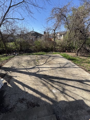 3216 Woodstock Dr, Nashville, TN 37207