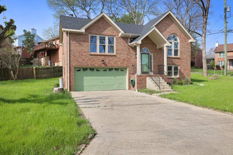 800 Carlisle Ct, Nashville, TN 37214