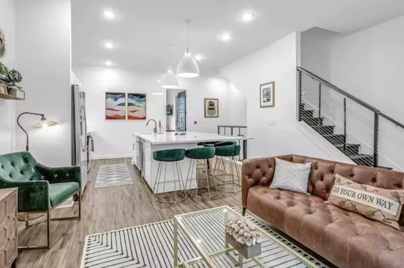 738 Douglas Ave #8, Nashville, TN 37207