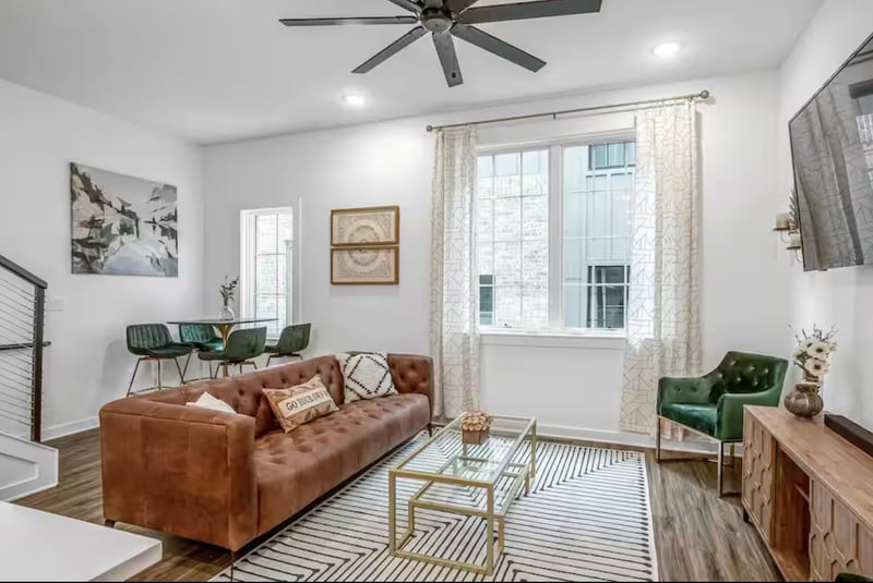 738 Douglas Ave #8, Nashville, TN 37207