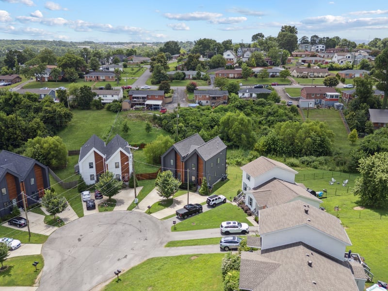 602 Newhall Dr, Nashville, TN 37206