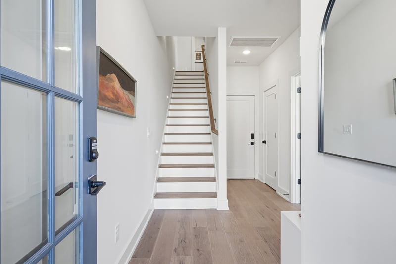 983 Dozier Pl, Nashville, TN 37216