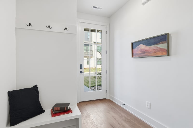 983 Dozier Pl, Nashville, TN 37216