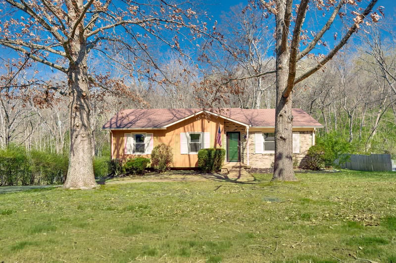 520 Holt Valley Rd, Nashville, TN 37221