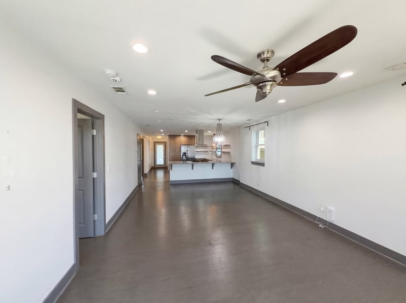 1067 Zophi St, Nashville, TN 37216