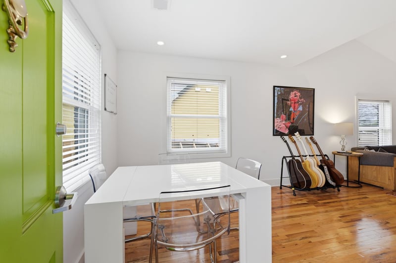 502 E Iris Dr, Nashville, TN 37204