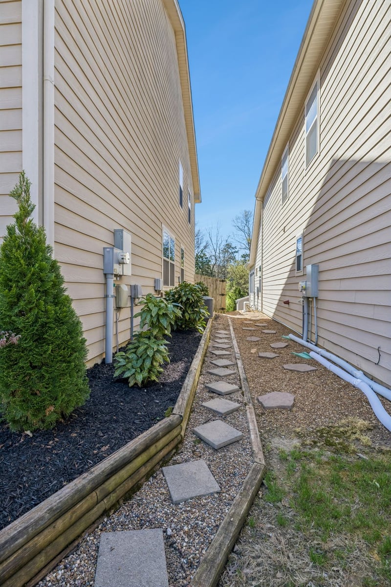2013 Austin Dr, Spring Hill, TN 37174