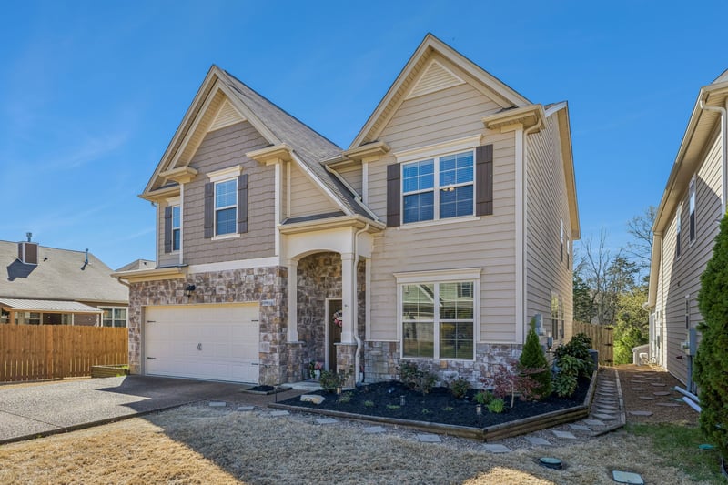 2013 Austin Dr, Spring Hill, TN 37174