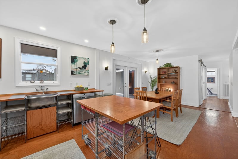 633 Lane Dr, Nashville, TN 37207