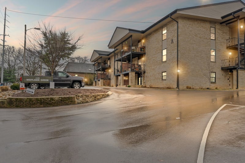 4425 Westlawn Dr #A301, Nashville, TN 37209