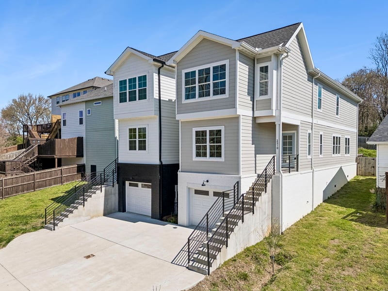 2210 18th Ave, Nashville, TN 37208