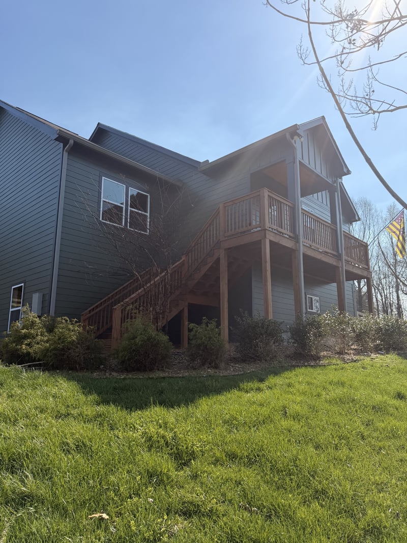 157 Lena Loop, Burns, TN 37029