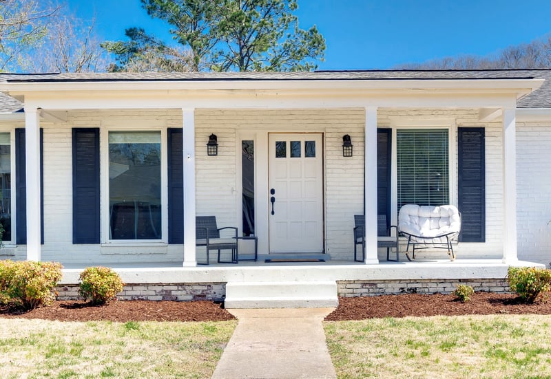 900 Neuhoff Ln, Nashville, TN 37205