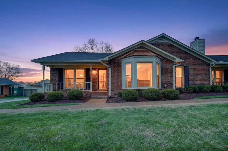 2143 River Chase Dr, Murfreesboro, TN 37128