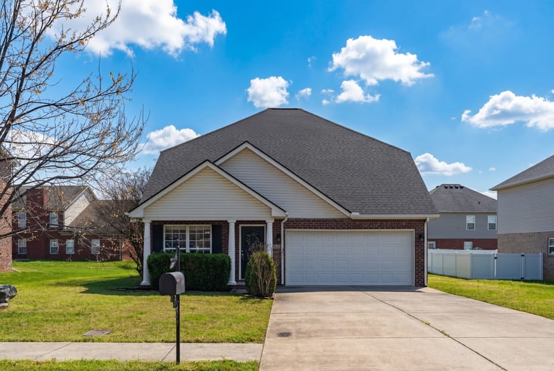 1214 Timber Creek Dr, Murfreesboro, TN 37128