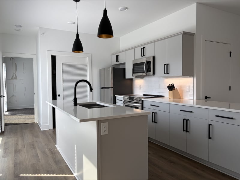 2704 Clifton Ave #404, Nashville, TN 37209