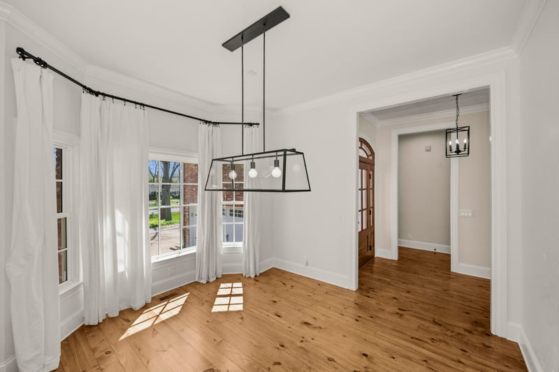 5904 Old Harding Pike, Nashville, TN 37205