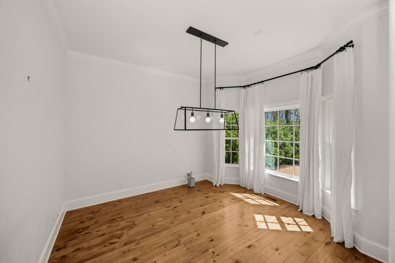 5904 Old Harding Pike, Nashville, TN 37205