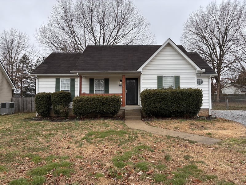 1728 Westerwald Dr, Murfreesboro, TN 37127