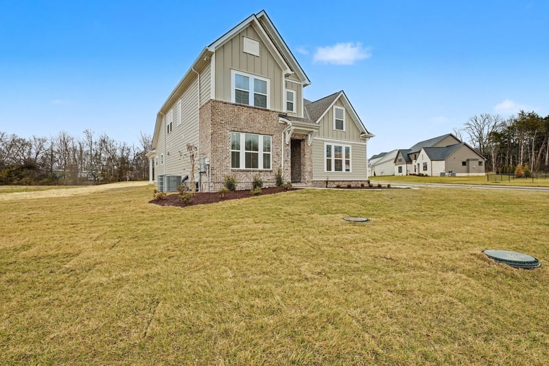 7404 Legends Way, Murfreesboro, TN 37129