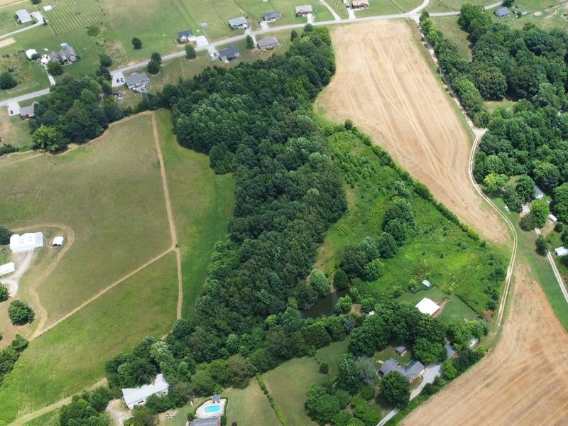 E Carter Rd, Portland, TN 37148