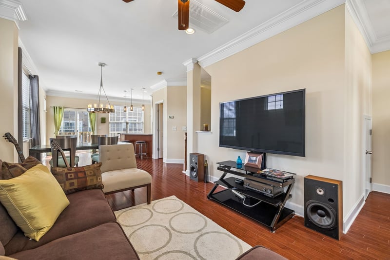 515 Saint Jules Ln, Nashville, TN 37211