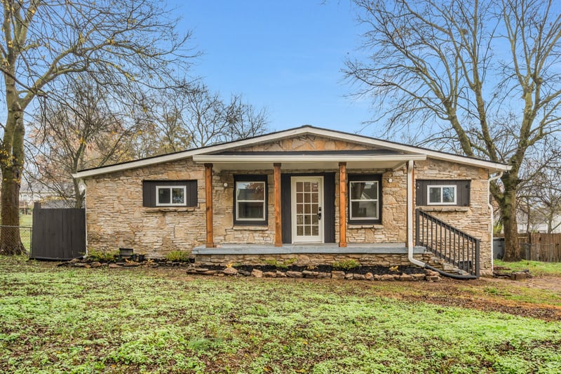 1421 Mohawk Trl, Madison, TN 37115