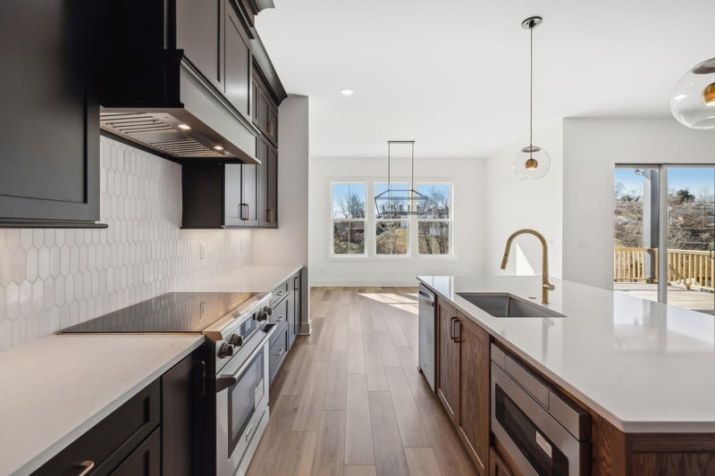 2426 Brittany Dr, Nashville, TN 37206