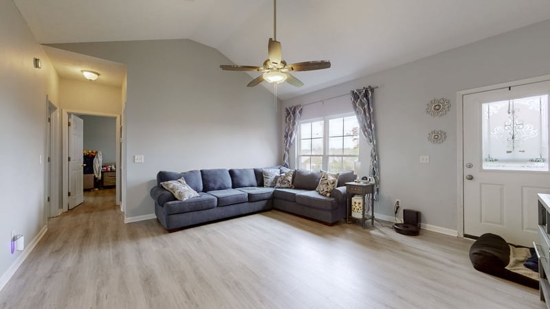 206 Buttonwood Dr, Smyrna, TN 37167
