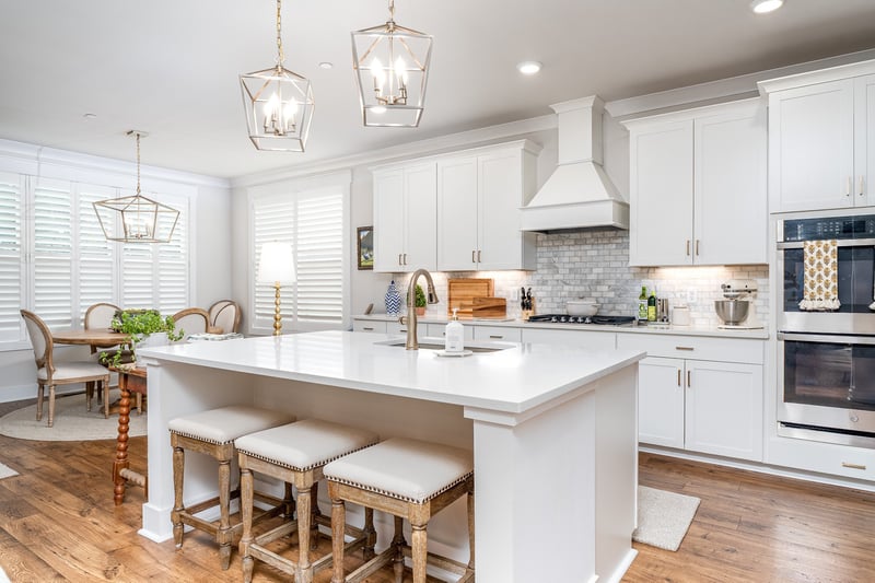 2744 Morrow Ln, Columbia, TN 38401