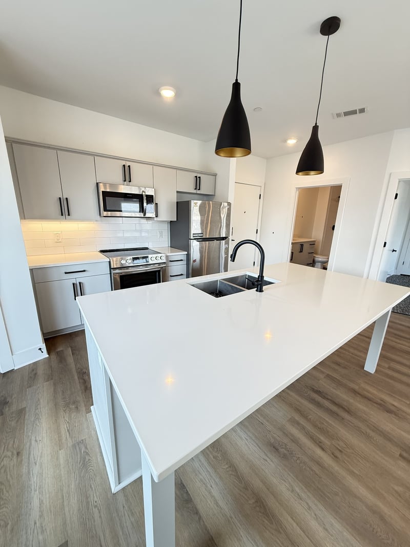 2704 Clifton Ave #310, Nashville, TN 37209