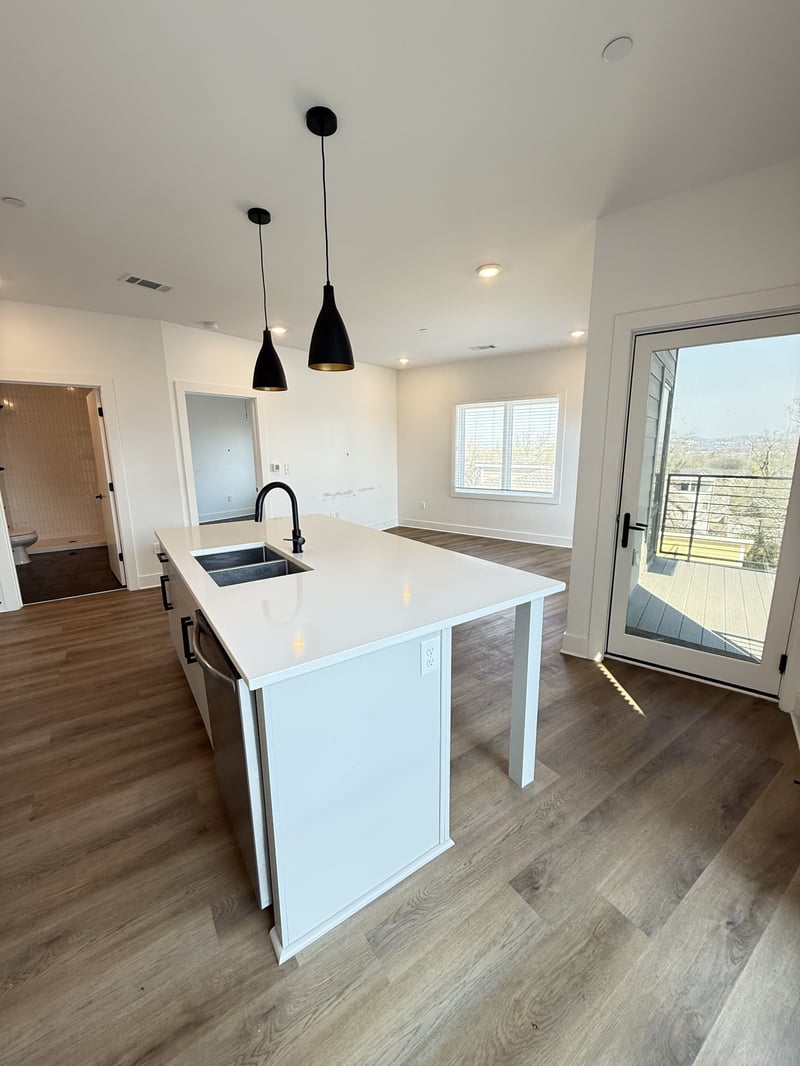 2704 Clifton Ave #310, Nashville, TN 37209